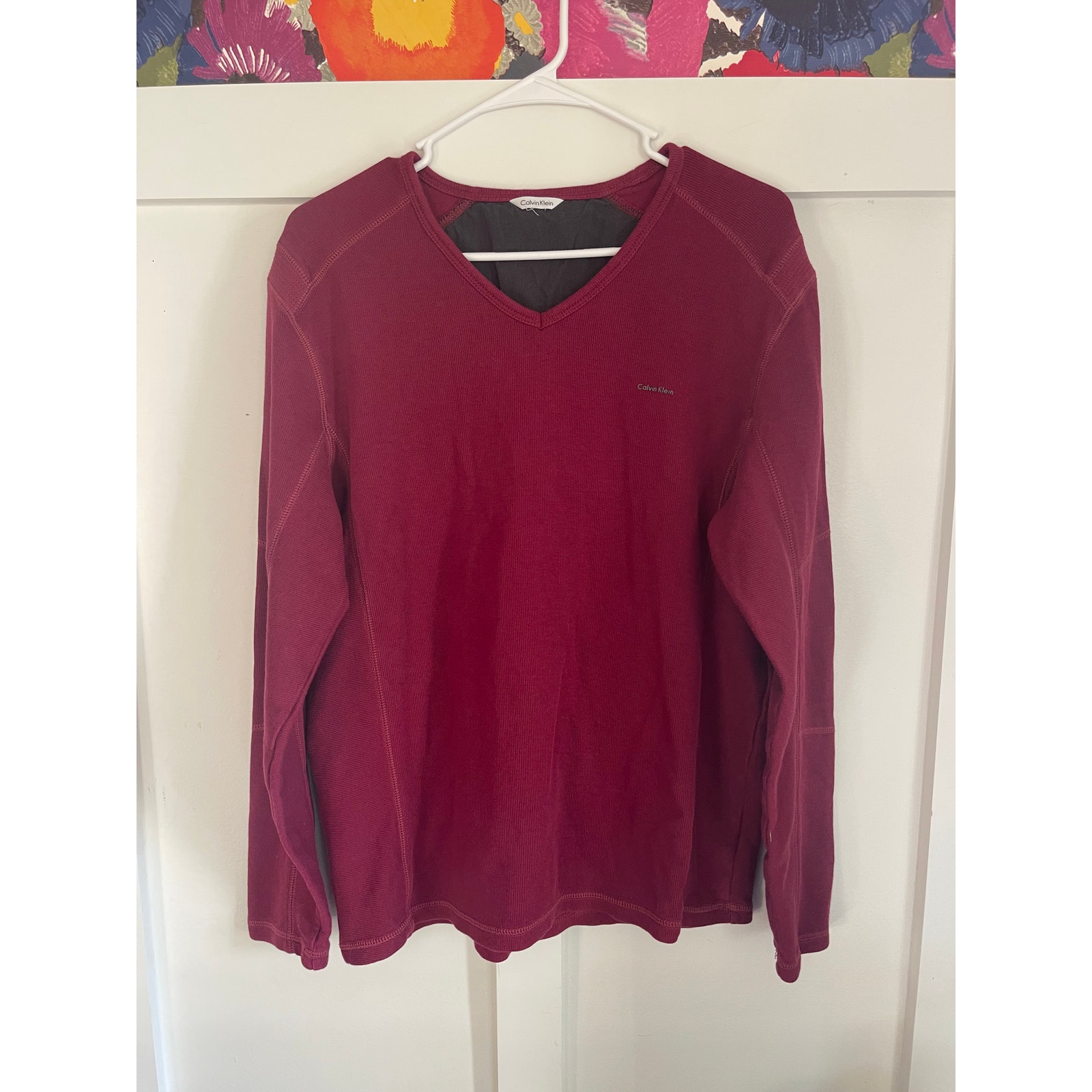 Calvin Klein Mens Medium Vneck Shirt